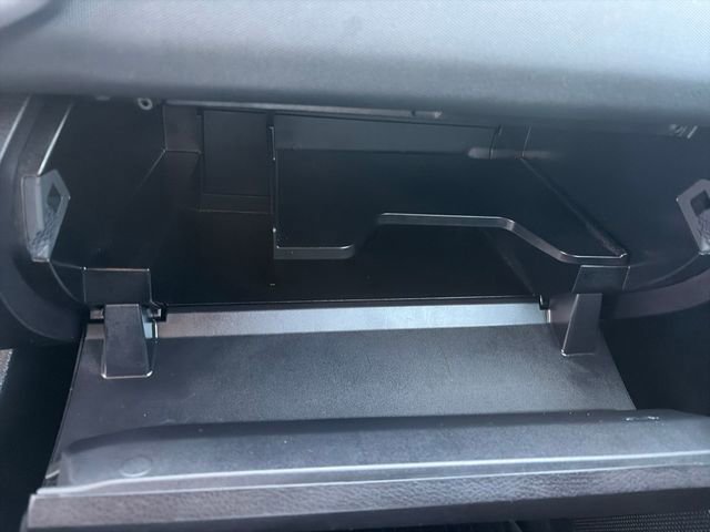 Used 2017 Toyota Tacoma TRD Off-Road w/ Tow Package (A/T) image 32