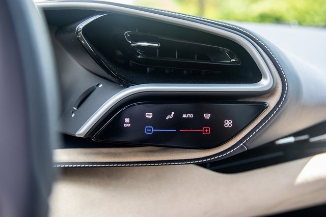 Used 2023 Ferrari 296 GTS image 15