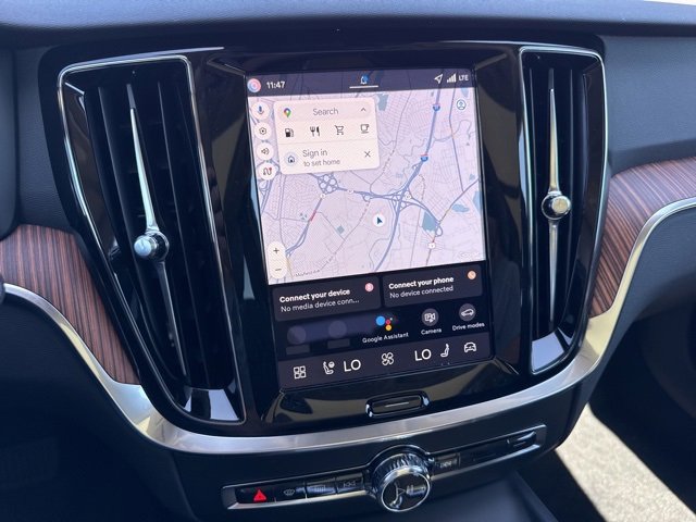 New 2026 Volvo V60 B5 Cross Country Plus w/ Protection Package Premier image 14