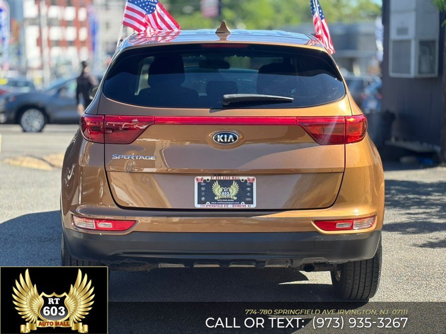 Used 2019 Kia Sportage LX AWD/4WD image 3