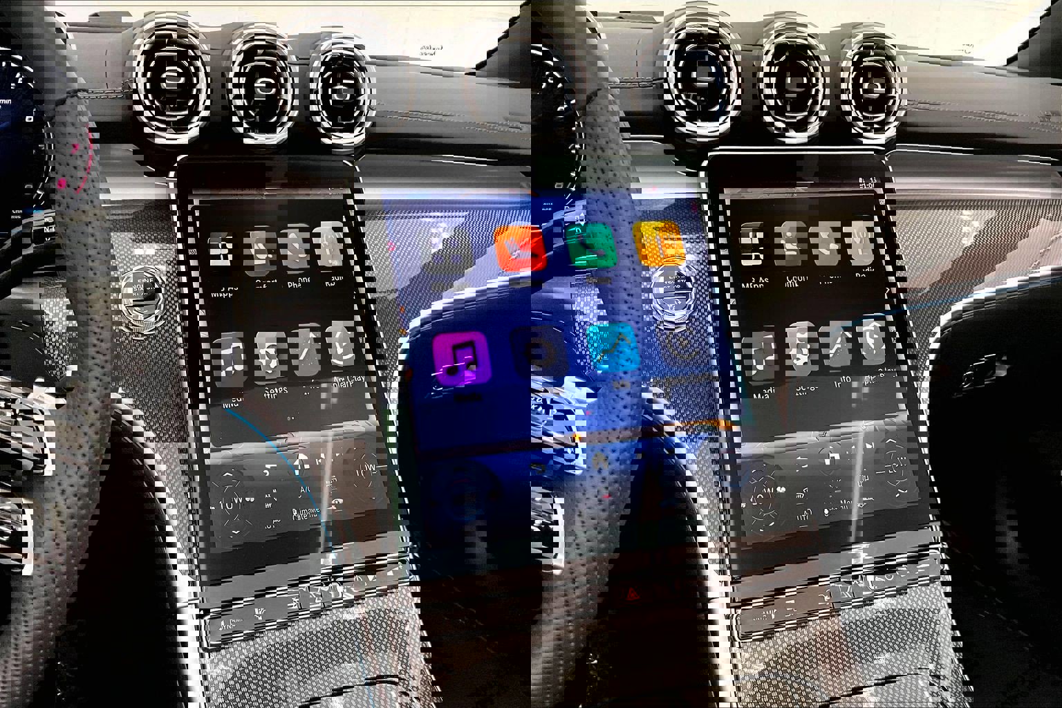 Used 2026 Mercedes-Benz CLE 300 4MATIC Cabriolet image 5