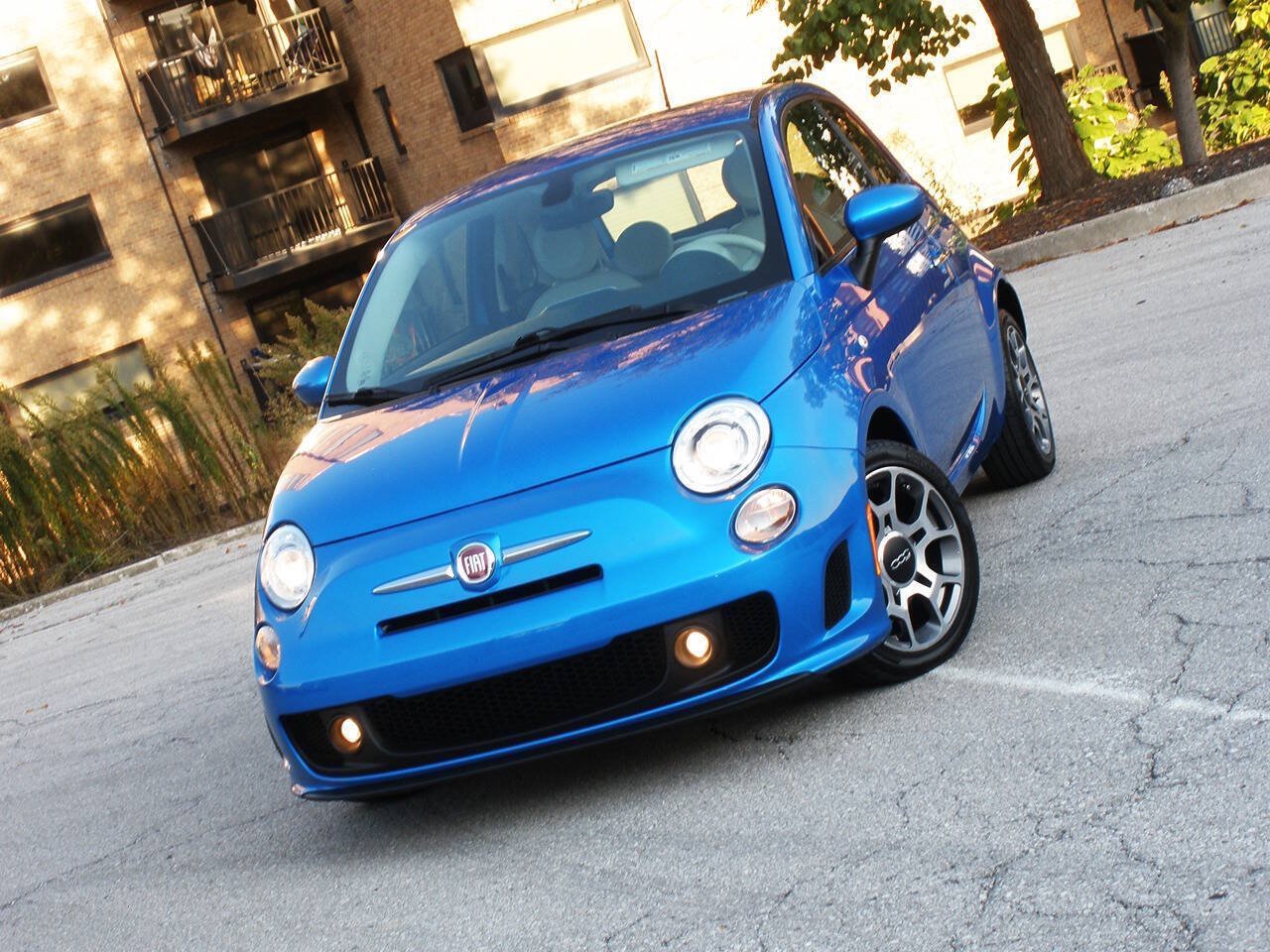 Used 2018 FIAT 500 Pop FWD image 8