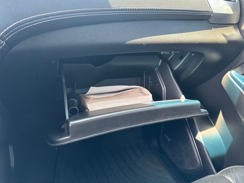 Used 2017 Chevrolet Tahoe Premier AWD/4WD image 28