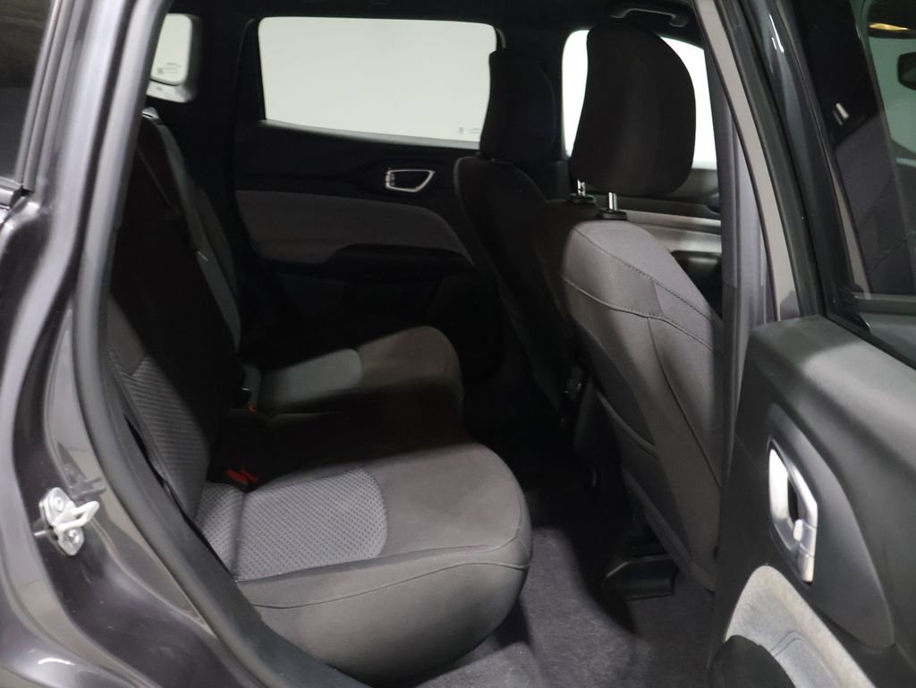 Used 2024 Jeep Compass Sport image 20