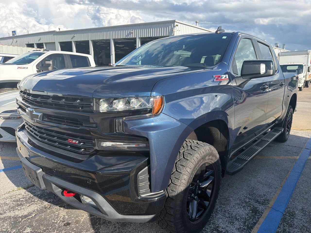 Used 2021 Chevrolet Silverado 1500 LT Trail Boss w/ Convenience Package II AWD/4WD video 1