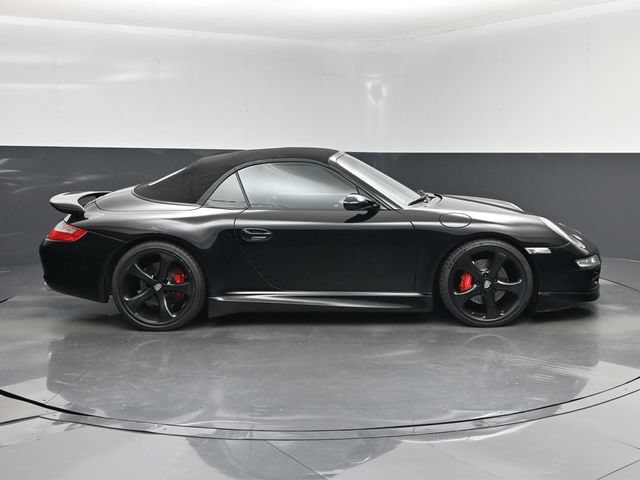Used 2006 Porsche 911 Carrera 4S AWD/4WD image 2