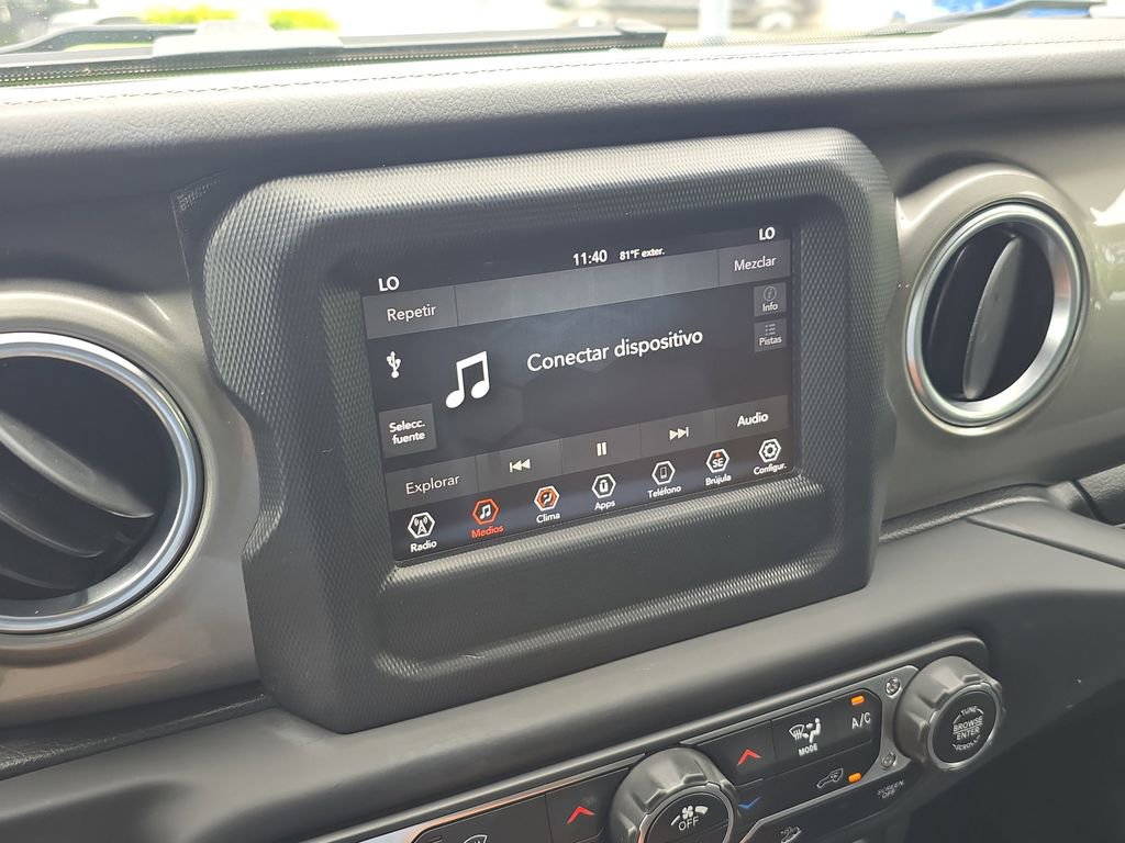 Used 2019 Jeep Wrangler Unlimited Sahara w/ LED Lighting Group image 24