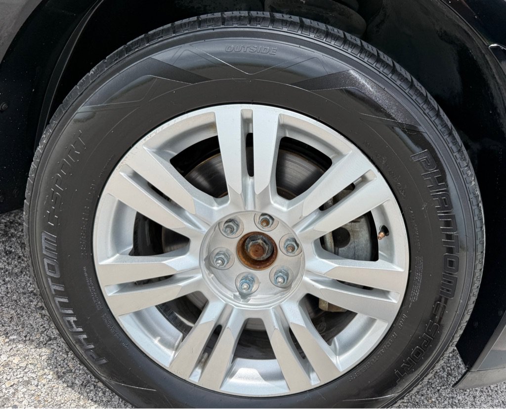 Used 2012 Cadillac SRX Luxury FWD image 22