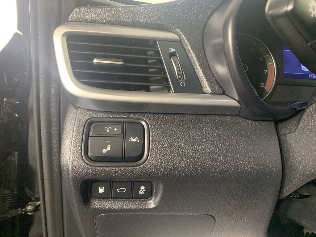 Used 2019 Kia Optima EX image 17