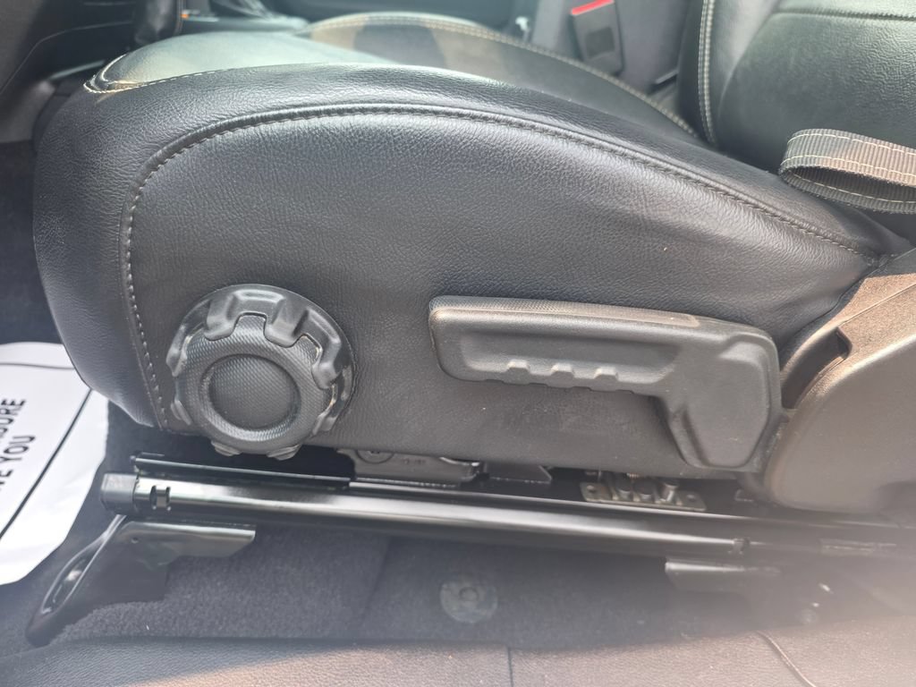 Used 2020 Jeep Gladiator Overland AWD/4WD image 10