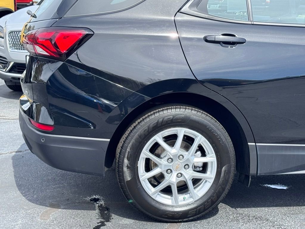 Used 2024 Chevrolet Equinox LS AWD/4WD image 38
