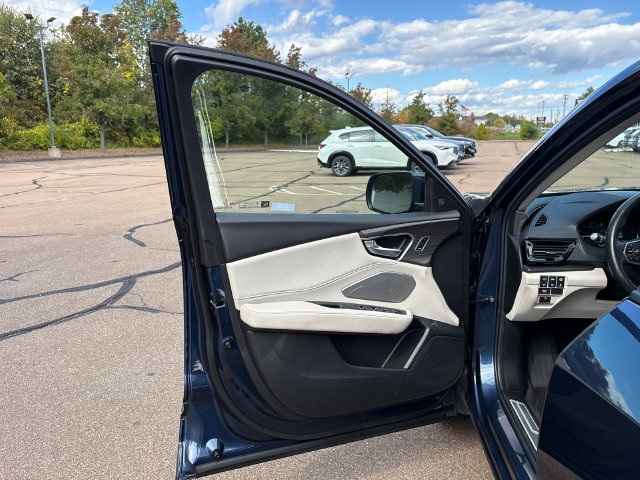 Certified 2025 Acura RDX w/ Advance Package AWD/4WD image 8