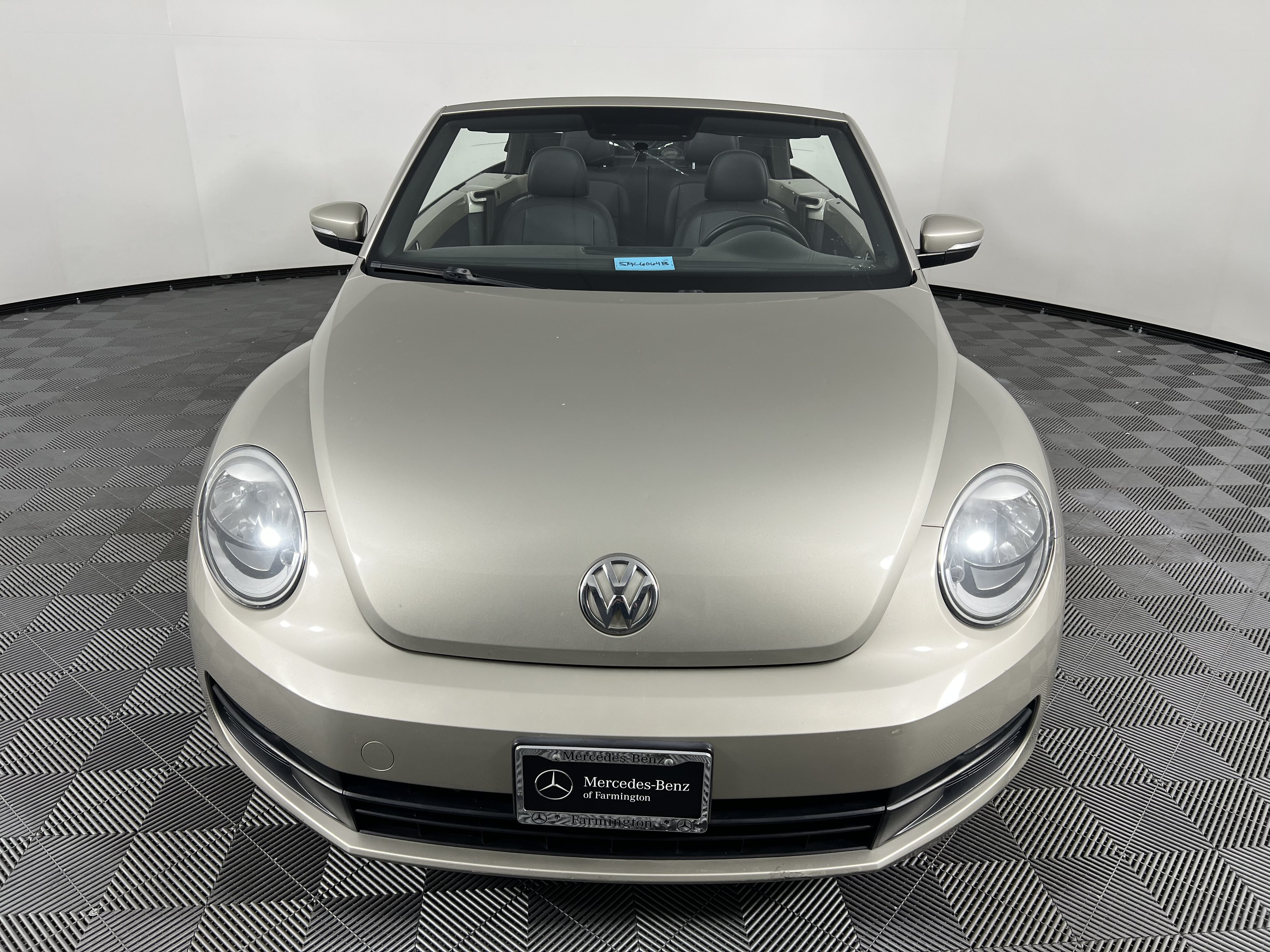 Used 2015 Volkswagen Beetle 1.8T FWD image 8