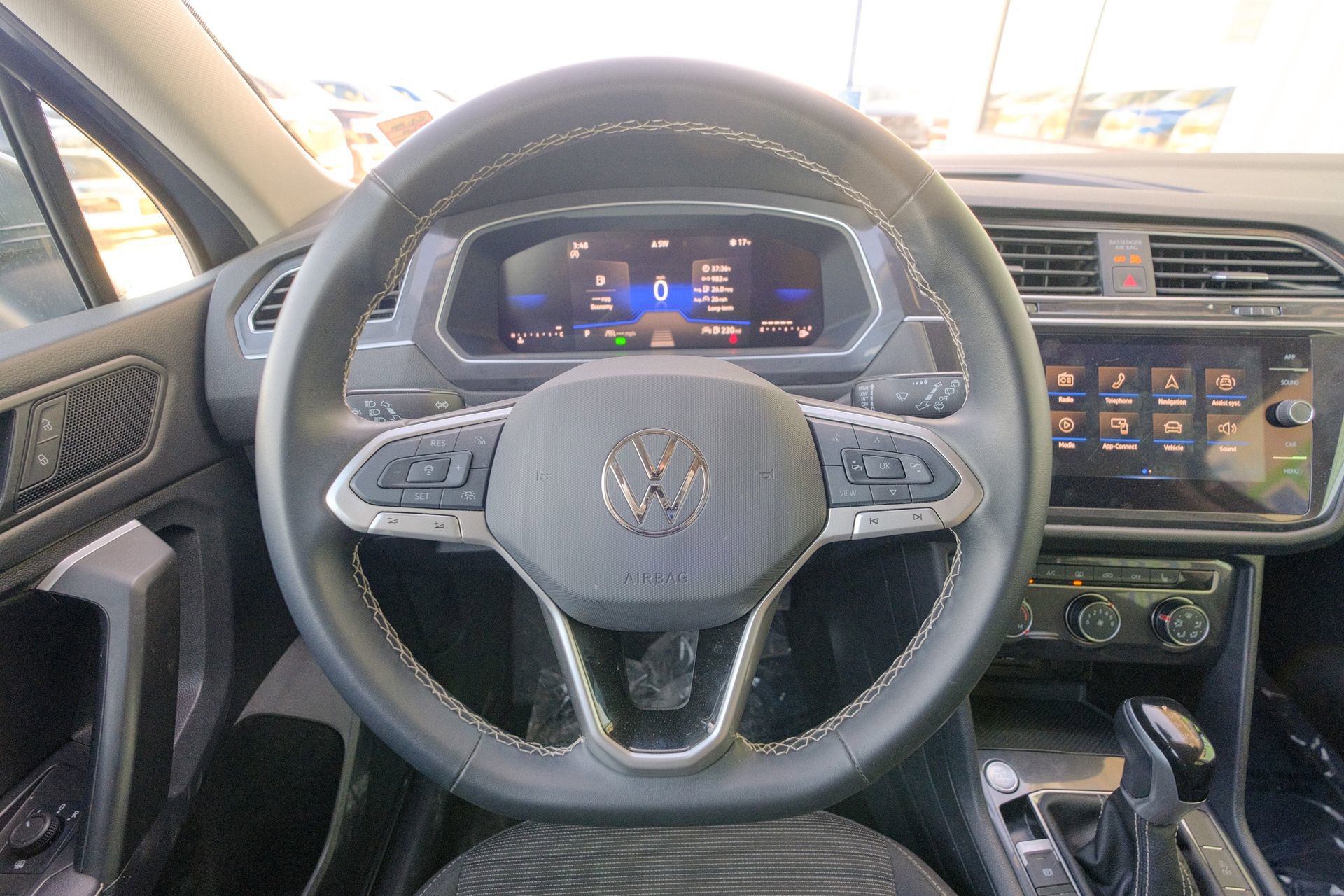 Used 2024 Volkswagen Tiguan S image 37