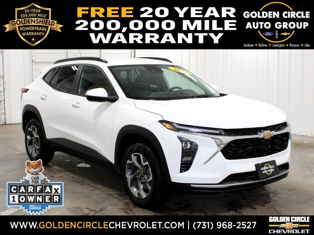 Used 2025 Chevrolet Trax LT image 1