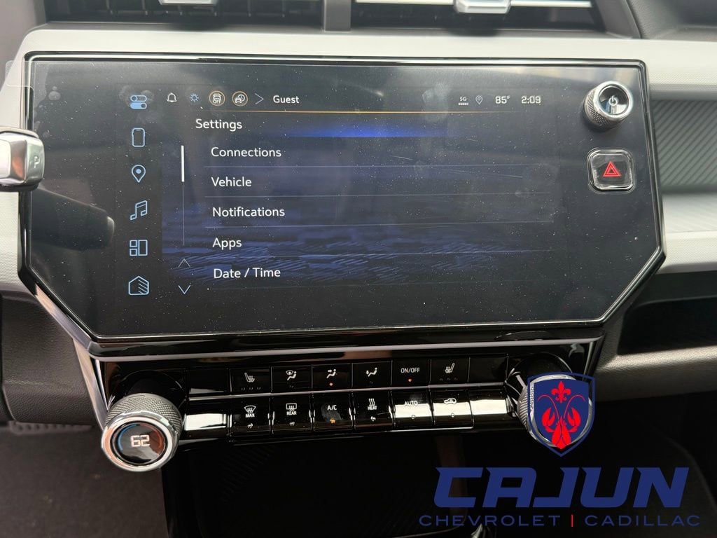 New 2027 Chevrolet Bolt LT w/ Comfort Package FWD image 19