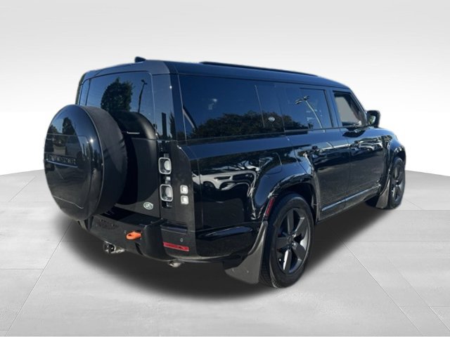 Used 2023 Land Rover Defender 130 X AWD/4WD image 3