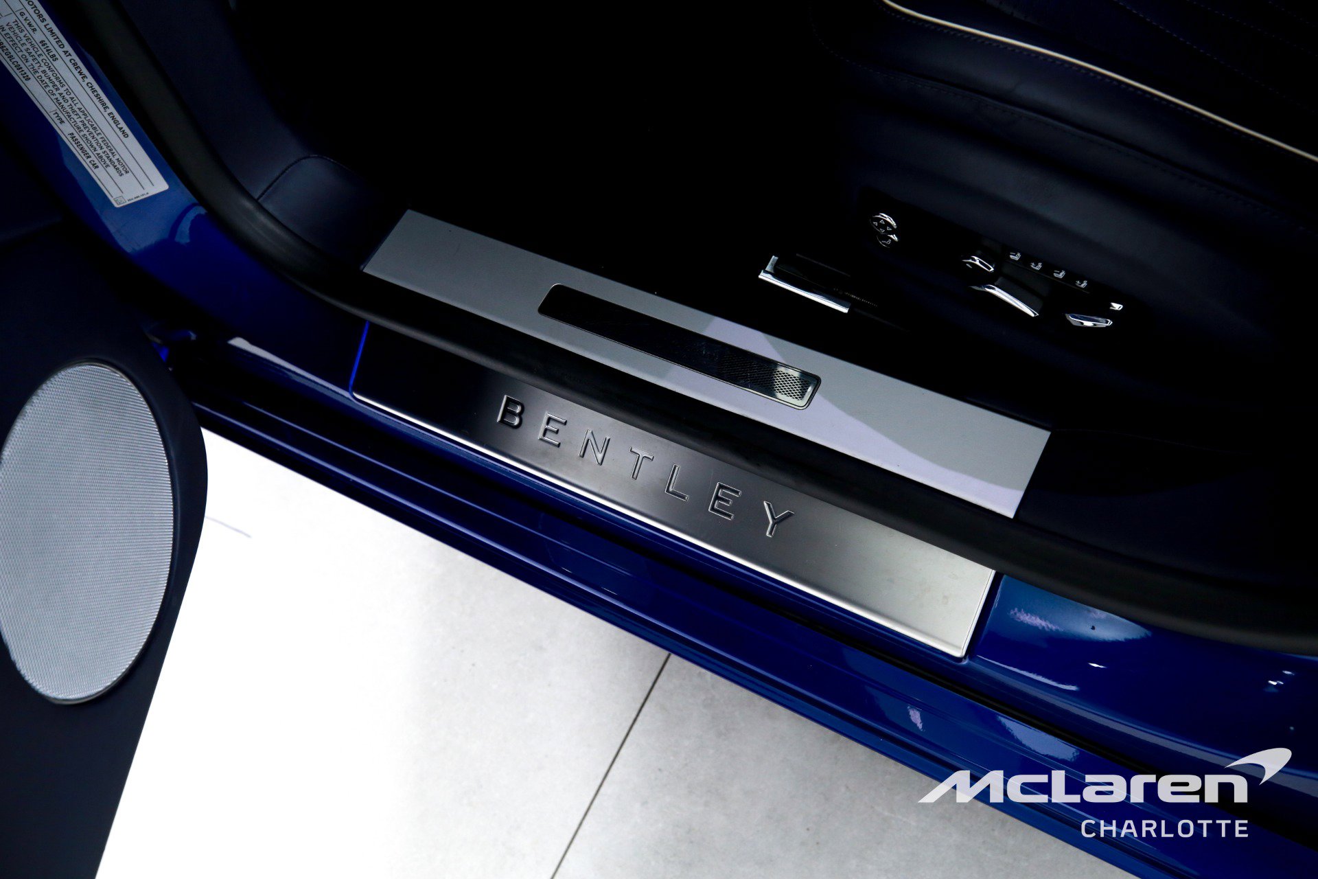 Used 2020 Bentley Flying Spur W12 AWD/4WD image 16