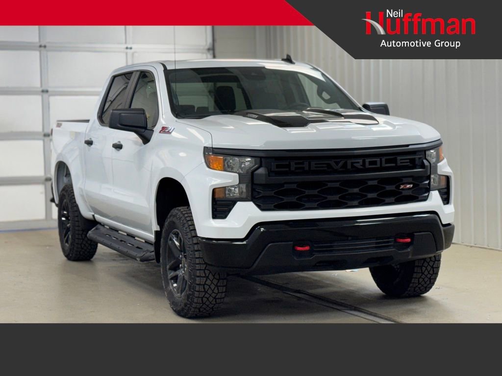 New 2026 Chevrolet Silverado 1500 Custom Trail Boss AWD/4WD image 1