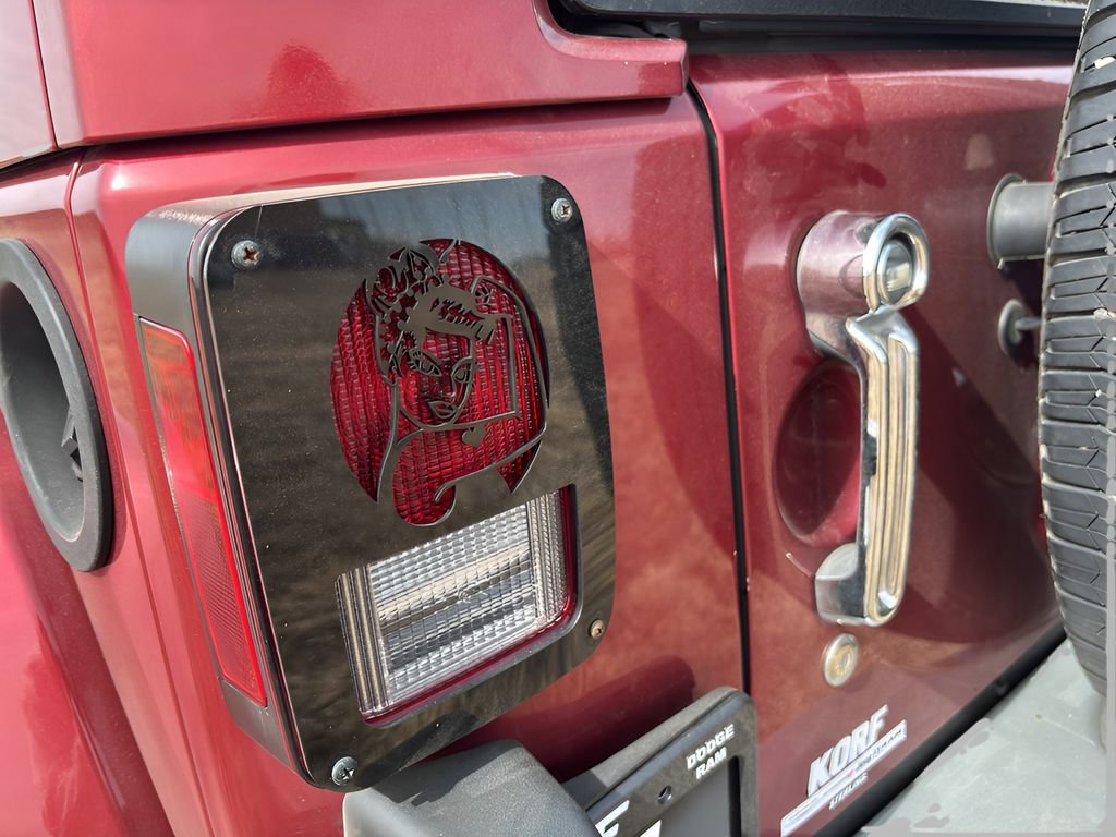 Used 2012 Jeep Wrangler Unlimited Sahara w/ Dual Top Group image 13