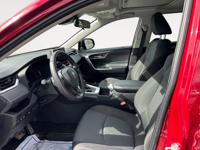 Used 2024 Toyota RAV4 XLE w/ Convenience Package AWD/4WD image 9