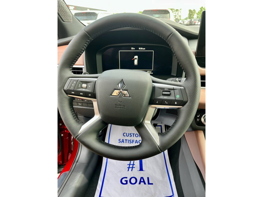 New 2026 Mitsubishi Outlander SEL FWD image 8
