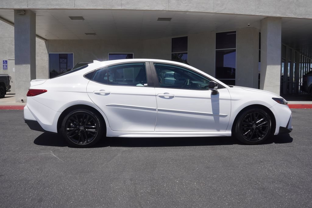 Used 2025 Toyota Camry SE w/ Multimedia Upgrade Package FWD image 3