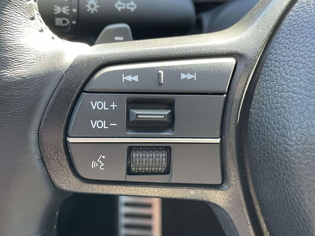 Used 2023 Honda Accord Sport image 10