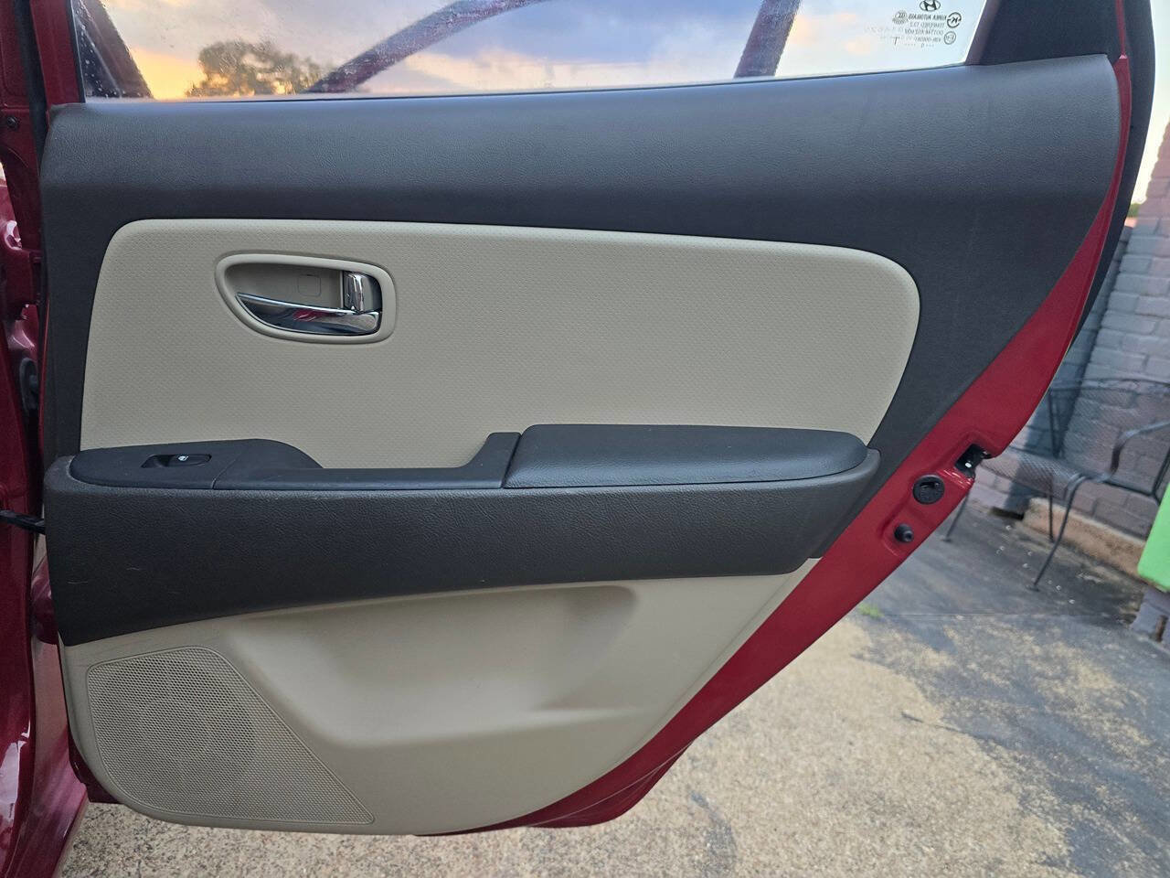 Used 2010 Hyundai Elantra GLS FWD image 19
