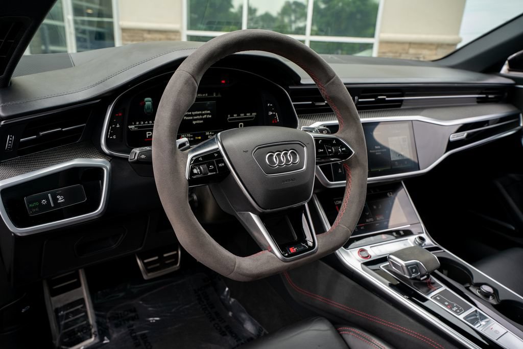 Used 2022 Audi RS 6 AWD/4WD image 35