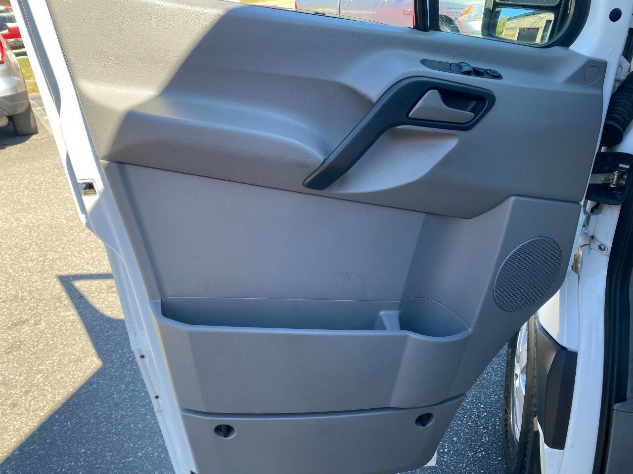 Used 2010 Freightliner Sprinter 2500 image 11