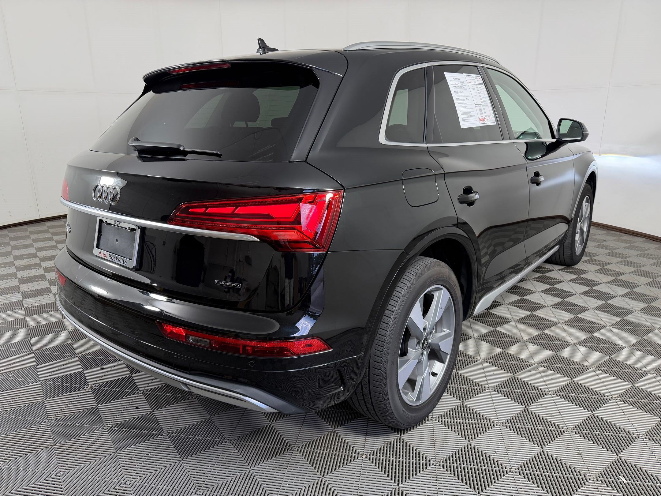 Used 2024 Audi Q5 2.0T Premium AWD/4WD image 9