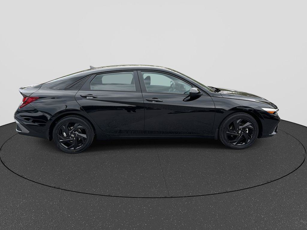 New 2026 Hyundai Elantra Sport FWD image 9
