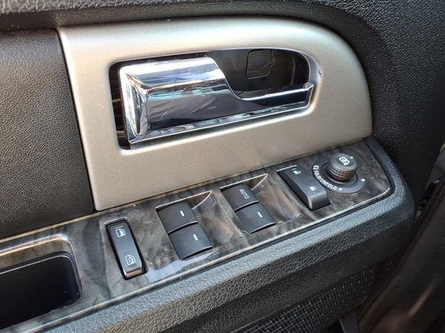 Used 2016 Ford Expedition Limited AWD/4WD image 19