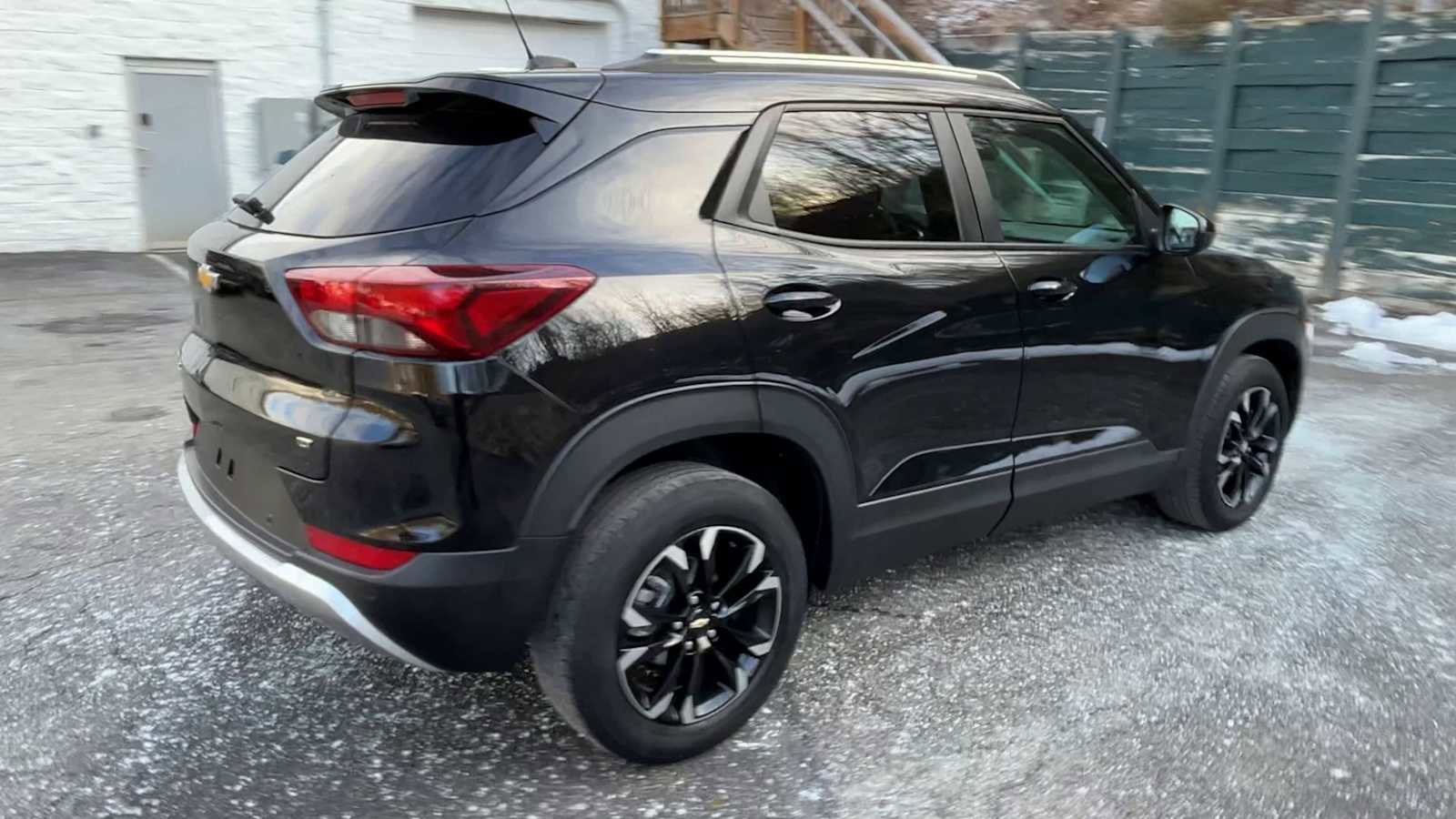 Used 2023 Chevrolet TrailBlazer LT w/ Convenience Package image 8