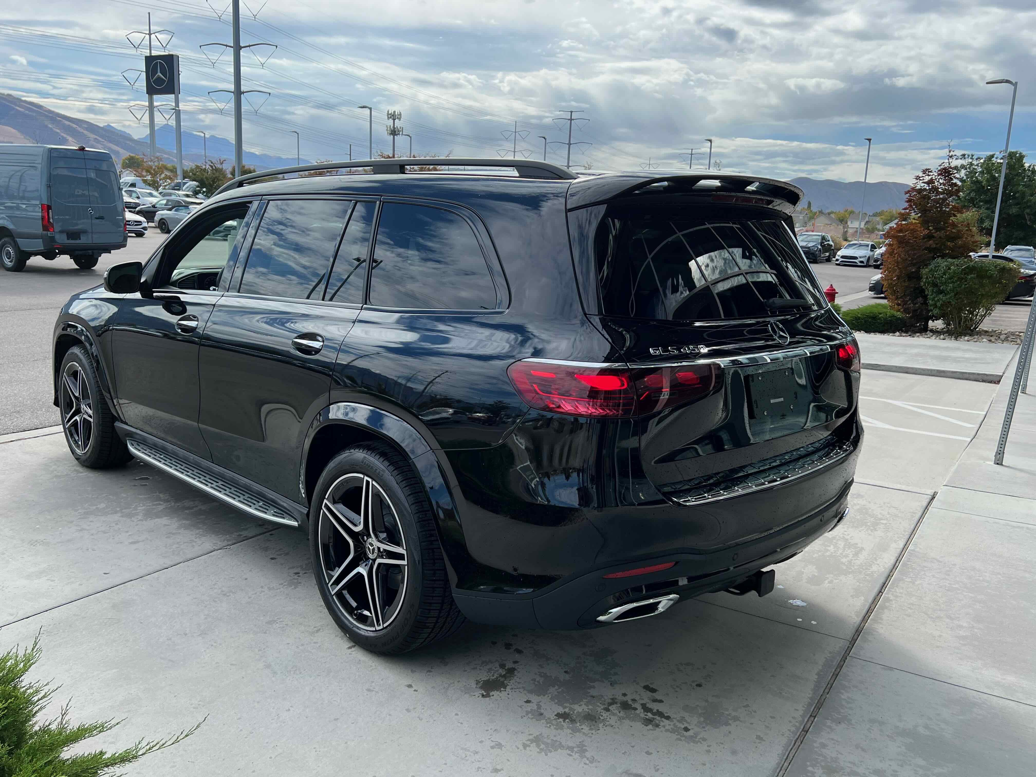 New 2026 Mercedes-Benz GLS 450 4MATIC image 11