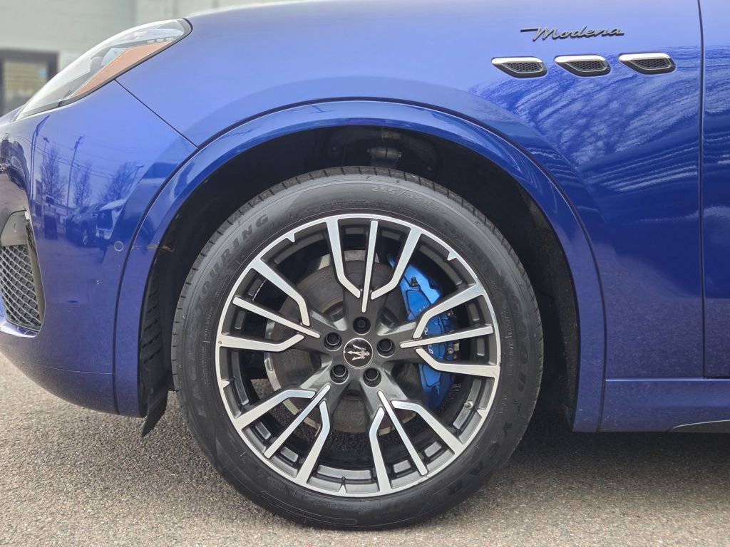 Used 2023 Maserati Grecale Modena image 11