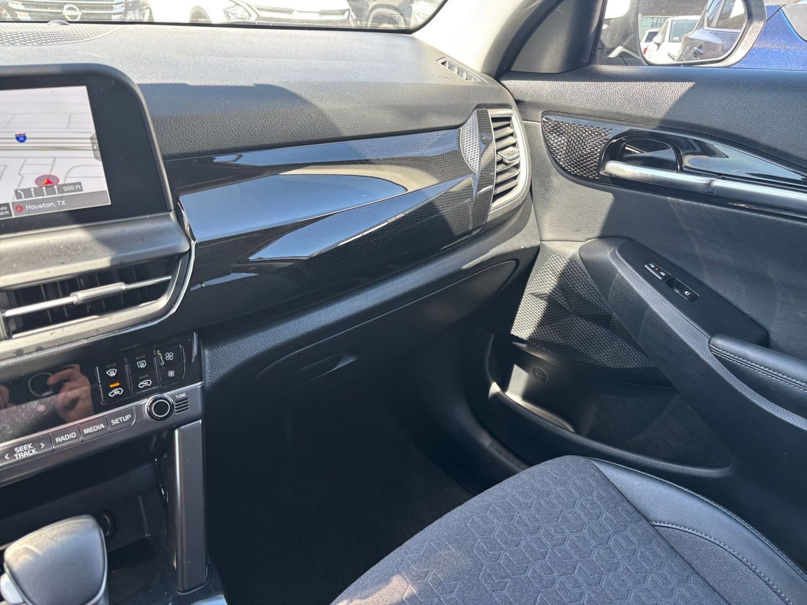 Used 2025 Kia Seltos S image 36