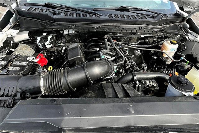 Used 2024 Ford F250 XL w/ Snow Plow/Camper Package image 6