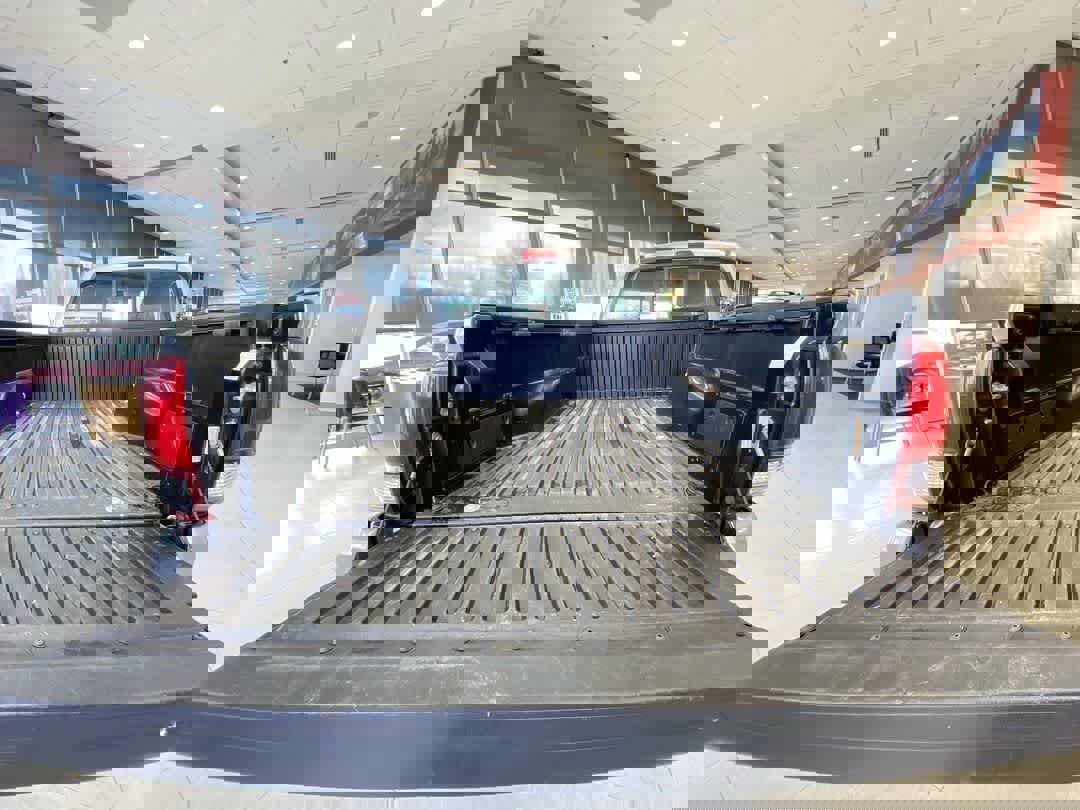 Certified 2018 Toyota Tacoma SR image 24