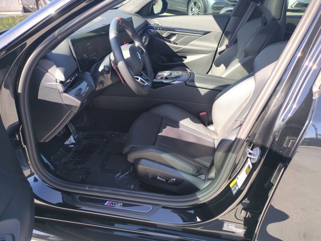 Used 2026 BMW M5 w/ Executive Package AWD/4WD image 17