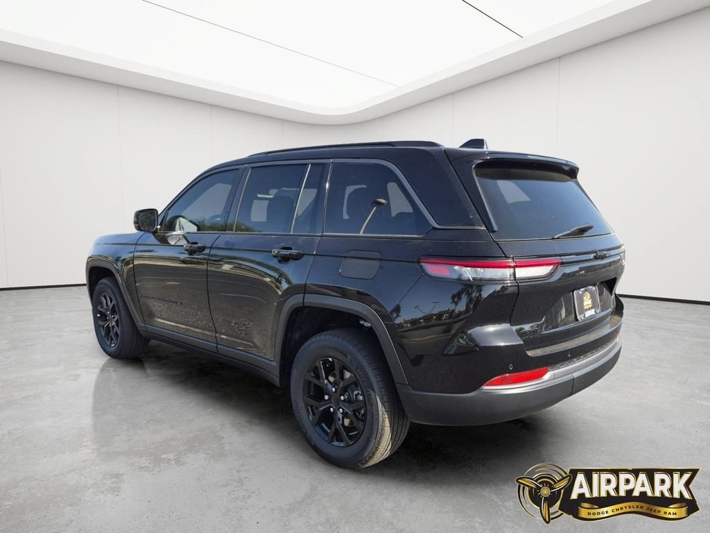New 2026 Jeep Grand Cherokee Altitude AWD/4WD image 7