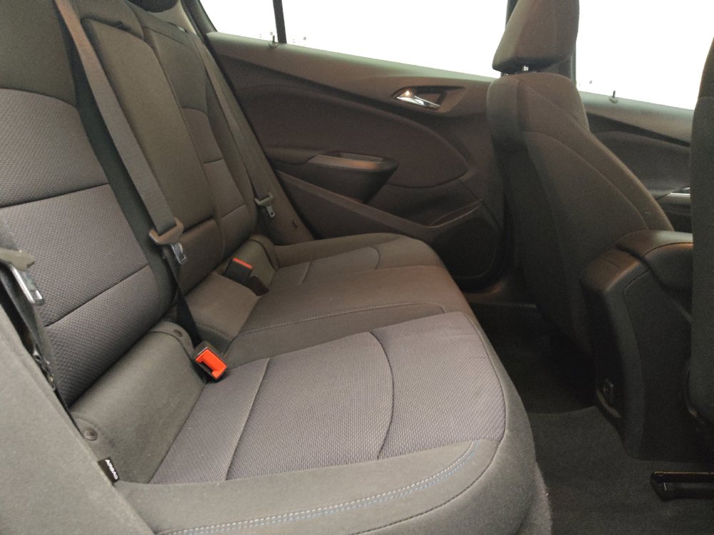 Used 2019 Chevrolet Cruze LT w/ Convenience Package FWD image 19
