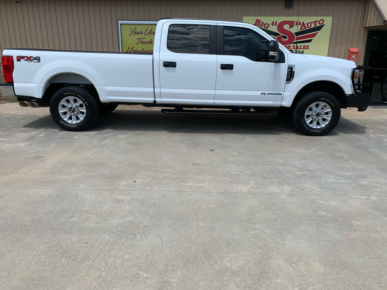 Used 2022 Ford F250 XL w/ STX Appearance Package image 6