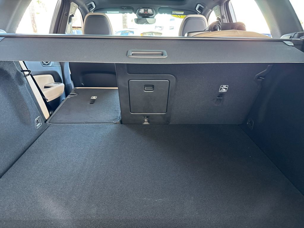 New 2026 Volvo XC60 T8 Plus w/ Protection Package Premier image 14