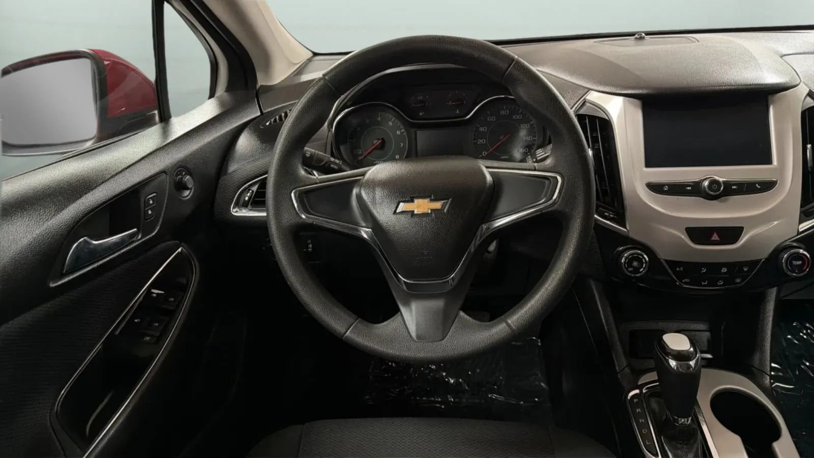 Used 2017 Chevrolet Cruze LS FWD image 10