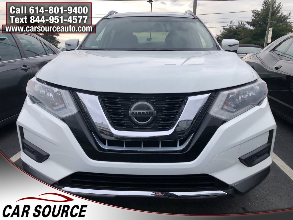 Used 2018 Nissan Rogue SV w/ Premium Package image 2