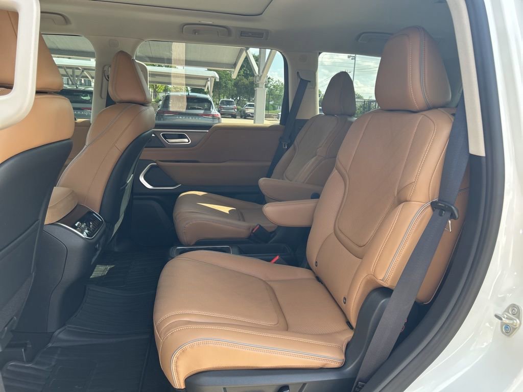 New 2026 INFINITI QX80 Luxe w/ Cargo Package image 15