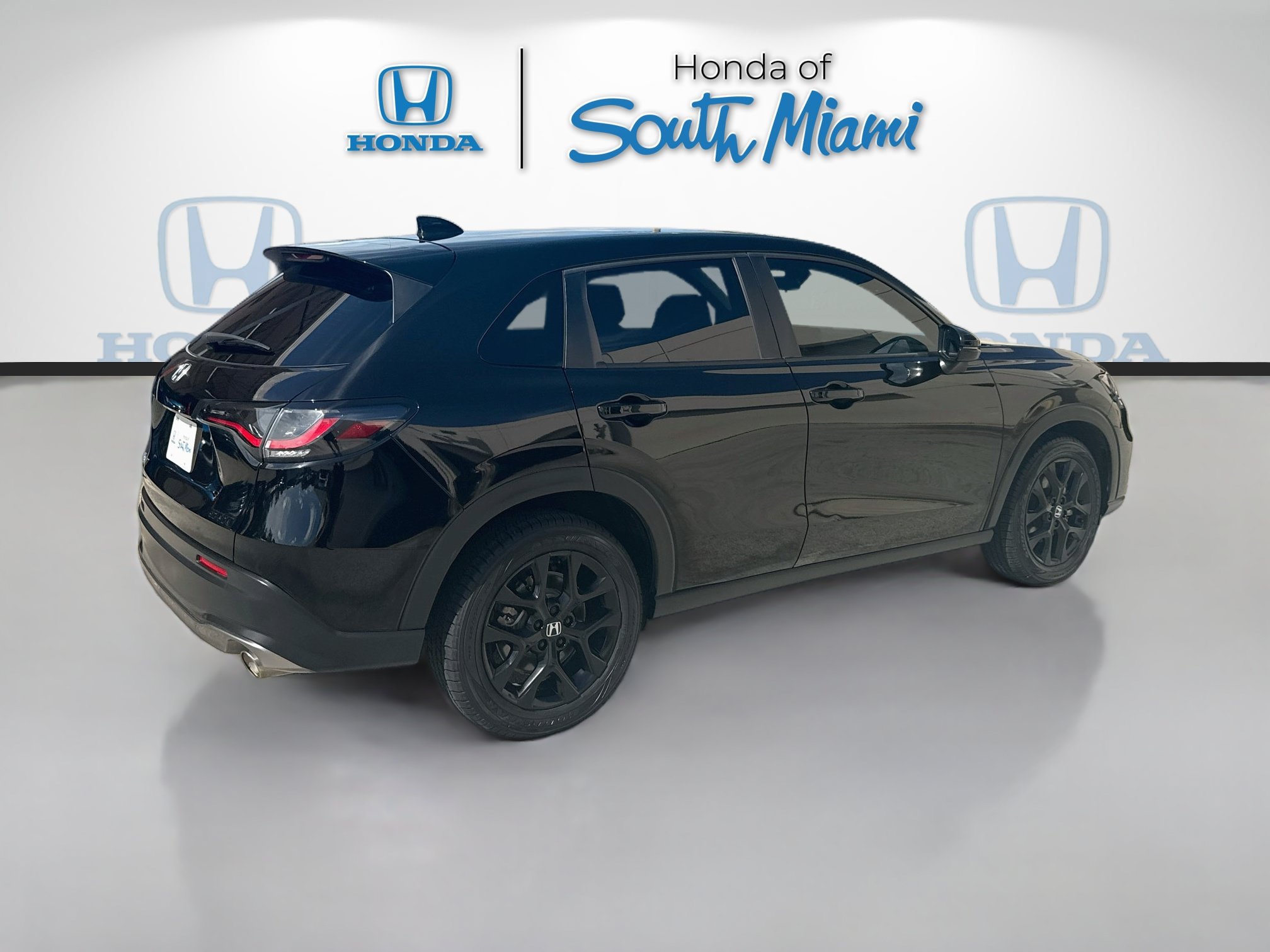 Certified 2024 Honda HR-V Sport image 7