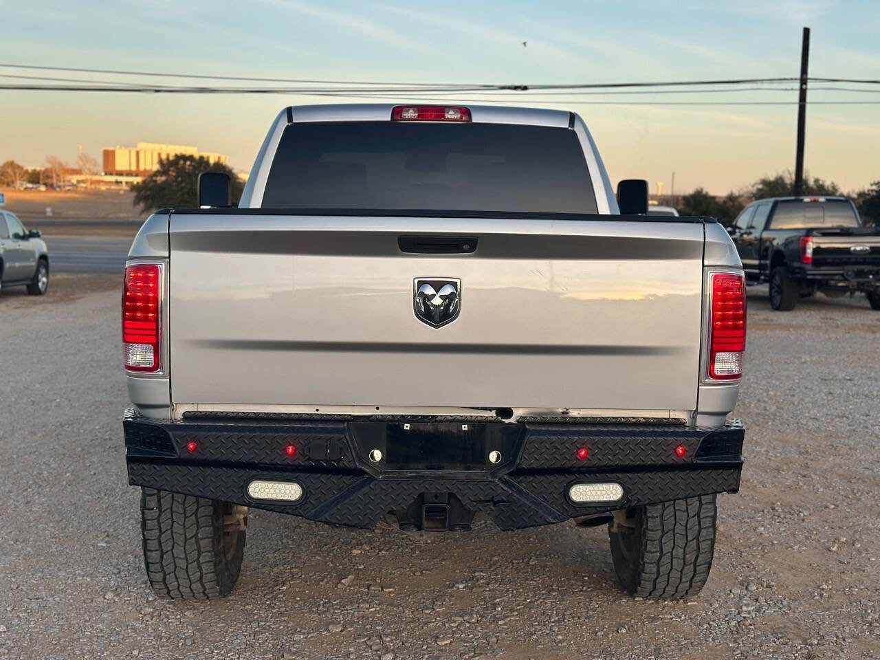 Used 2016 RAM 2500 Tradesman w/ Chrome Appearance Group image 4